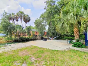 Weeki Wachee, Florida Entire House- 2 bed 2 bath - Image 3