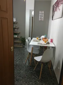 PERLA Apartment in the center of Athens - Image 3
