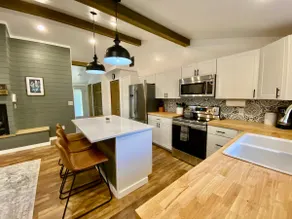 Cozy House - Close to biking/Pet Friendly - Image 2