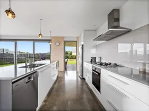 'By The Beach' Seaside Holiday Home Margaret River - Image 5