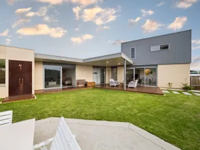'By The Beach' Seaside Holiday Home Margaret River - Image 3