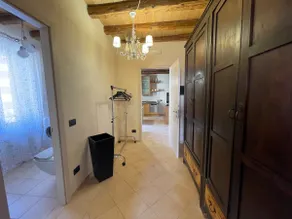 Megghy, comfortable apartment in historical center - Image 4