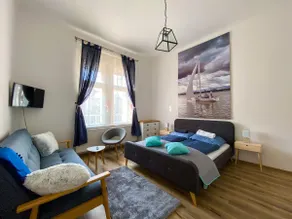 Private house, with spacious garden, tub! - Image 2