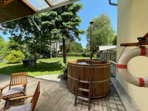 Private house, with spacious garden, tub! - Image 4
