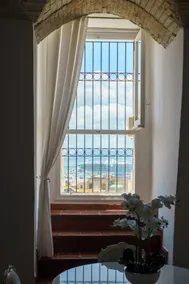 Exclusive panoramic loft on the walls of Bastione Saint Remy - Image 2