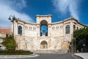 Exclusive panoramic loft on the walls of Bastione Saint Remy - Image 4