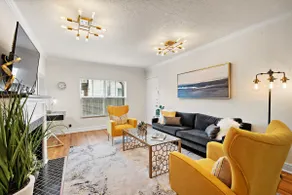 1st Floor Near MD Anderson | Free Parking | Pets - Image 3