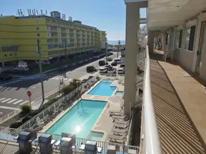 One Bedroom Jr. Suite/Beach Block/2 Heated Pools/Hot Tub - Image 2