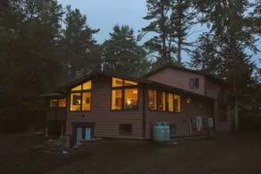 Spacious, lake-side retro retreat; it’s Camp FD! - Image 2