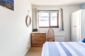 Fantastic Ground Floor Flat, near to the beach - Image 4