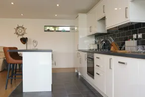 Dog friendly bungalow near Constantine Bay - Image 3