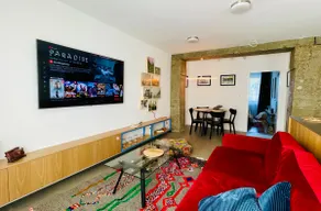 Swanky Suite in the city centre - Image 3