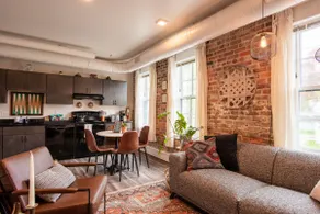 Thompson 212 · Thompson Block Loft - Modern and Historic - Image 3