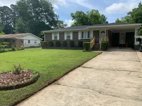 Classic updated home with fenced yard - Image 2