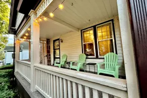 State ParksBungalowCoffeeBarPetFriendlyPorch - Image 3