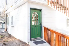 Clark Suite-Millpond Inn|Walk to downtown - Image 2
