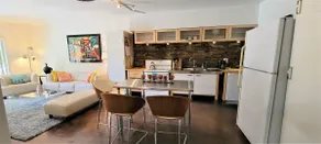 Ar's Downtown Phoenix R & R A108 - Image 2