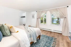Little Cottage - Private Waterfront - Image 4