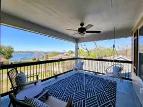 The Bunk Haus - Sleeps 8 Guests + Beautiful NEW POOL! - Image 4