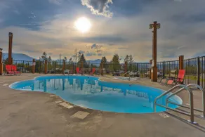 Nature's Retreat | Sable Ridge · Hot Tub & Pool - Image 3