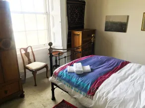 Grand top floor apartment in the Royal Bank House - Image 5