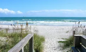 Amazing 2 /2 Beachside Get Away w/Nice Ocean View! - Image 2