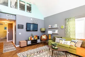 2 Bed Downtown Omaha Condo- Loft & private deck - Image 5