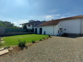 Complete country house in a strategic location - Image 5