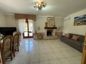 LOREN HOUSE, relaxing location with seaview - Image 5