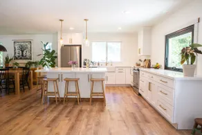 Chic-Modern 3 BR Edgewater Beach Home w/ Sauna - Image 2
