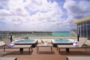 Modern Studio Condo infinity pool, ocean view/gym - Image 4