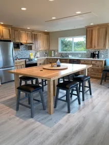 Near Ocean Shores Sleeps 8-12. Hot Tub & Elevator - Image 3