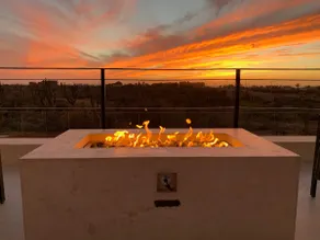 Secluded Villa: Pool, Fire-pit, 5 min to Beach - Image 4