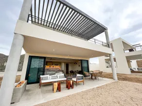 Secluded Villa: Pool, Fire-pit, 5 min to Beach - Image 5