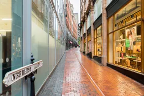 City Centre Penthouse - New Street - Image 2