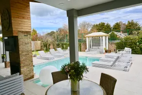 Luxury Five Star, Hampton House With Heated Pool - Image 3