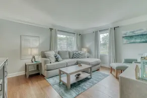Starfish House, Charlotte Beach, Rochester, NY - Image 3
