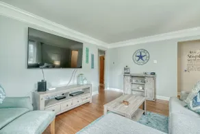 Starfish House, Charlotte Beach, Rochester, NY - Image 5
