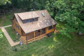 Relaxing 2BR CABIN, 12 acres, dog friendly, hiking - Image 3