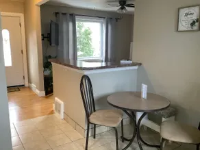 Cute & Cozy 5 Guest home, close to downtown - Image 4