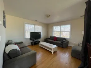 Oceanview House with Partial Waterview - Image 5