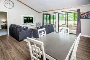 Landers Lake House on the links - Image 5