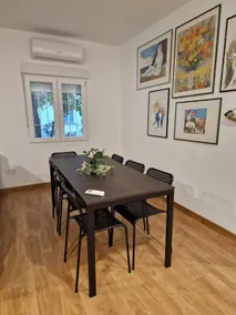 Entire apartment in C. Alcalá - Image 3