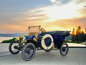 NEW Guest Cottage - 1911 Model T Ford 2-4 guests - Image 4
