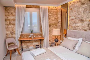 Sopra Mura Luxury Town House - Image 2