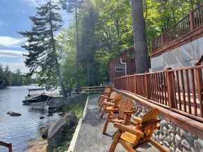 ”Cottage 4th Lake” at The Lakes Cottages - Image 5