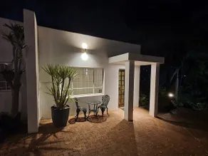 LoeriesNest 1 - Studio near Tuks Loftus Affies - Image 2