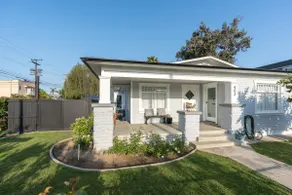 Long Beach Craftsman House. Historic district house-centrally located - Image 2