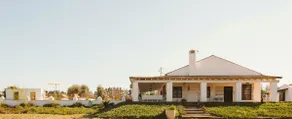 Stylish countryside escape with pool near Seville. - Image 2