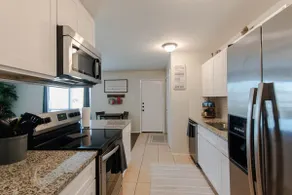 3 bedroom home near Sunnyvale! Long stays welcome - Image 5